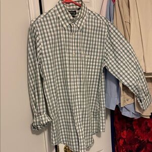 Orvis Men's Checkered Shirt in Green and White